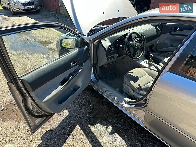 Лифтбек Mazda 6 2004 в Житомире