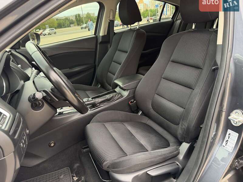 Седан Mazda 6 2013 в Харкові