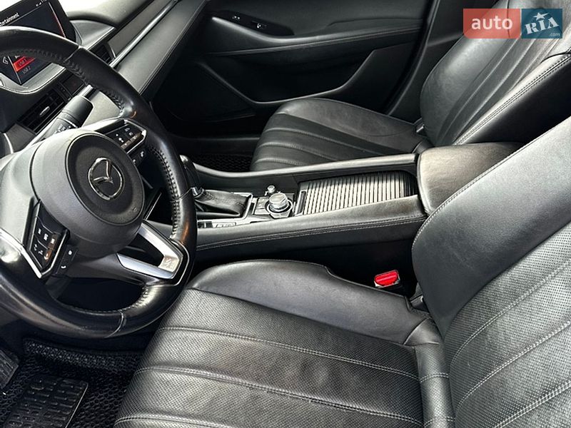 Седан Mazda 6 2019 в Луцке
