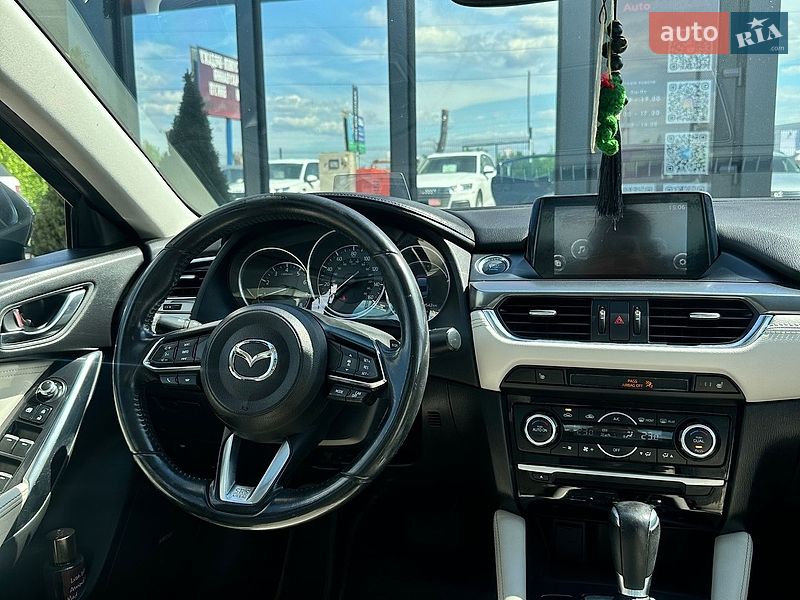 Седан Mazda 6 2017 в Белогородке