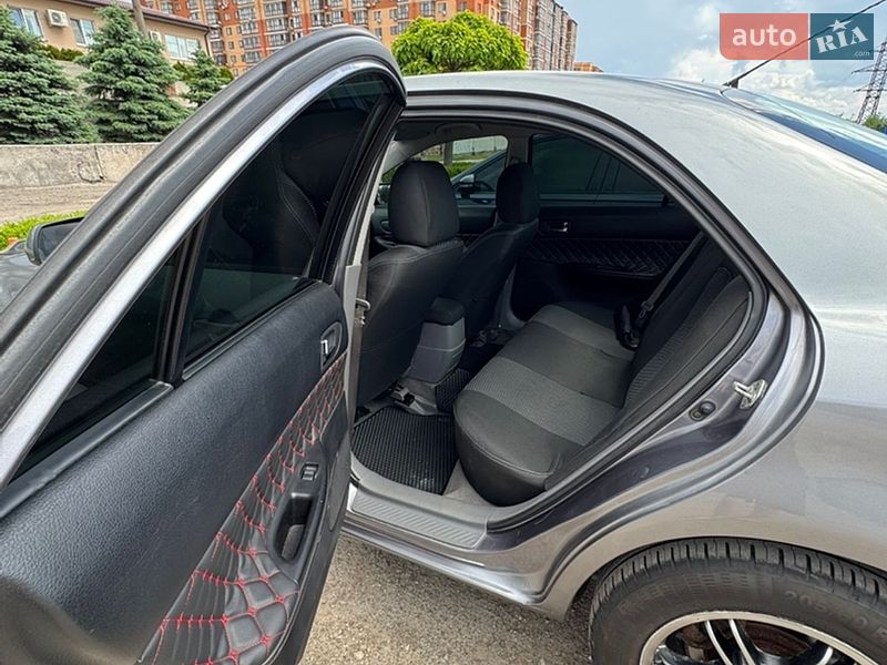 Седан Mazda 6 2002 в Днепре