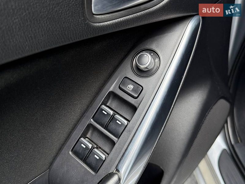 Універсал Mazda 6 2015 в Горішніх Плавнях