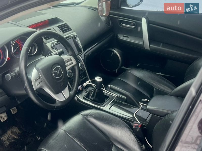 Седан Mazda 6 2008 в Чернівцях