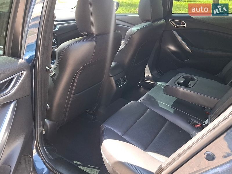 Седан Mazda 6 2016 в Запорожье