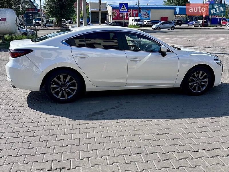 Седан Mazda 6 2019 в Киеве