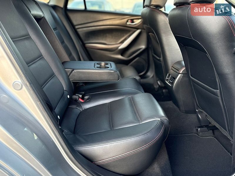 Универсал Mazda 6 2015 в Ровно
