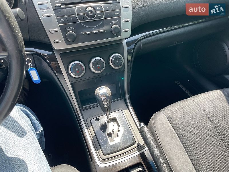 Седан Mazda 6 2011 в Львові