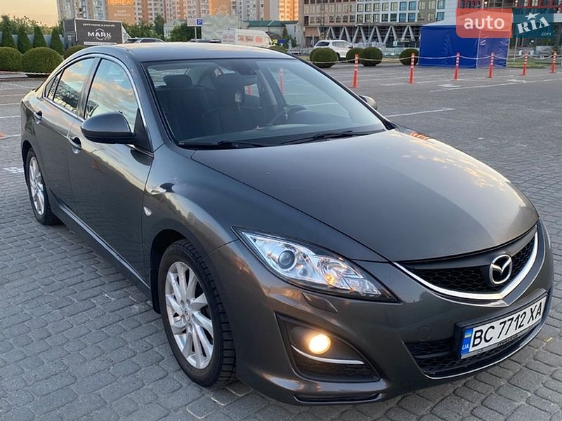 Седан Mazda 6 2012 в Львове