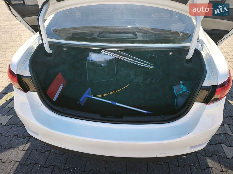 Седан Mazda 6 2014 в Києві