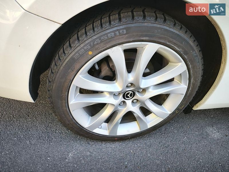 Седан Mazda 6 2014 в Києві