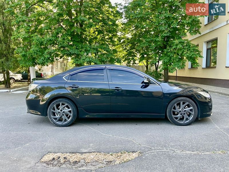 Седан Mazda 6 2011 в Новомосковске