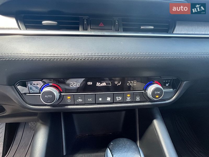 Седан Mazda 6 2018 в Львове