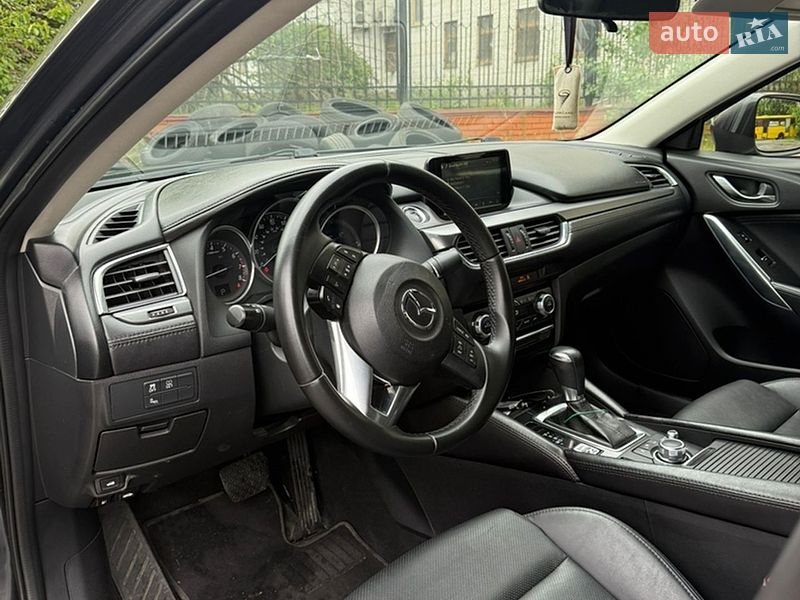 Седан Mazda 6 2016 в Киеве