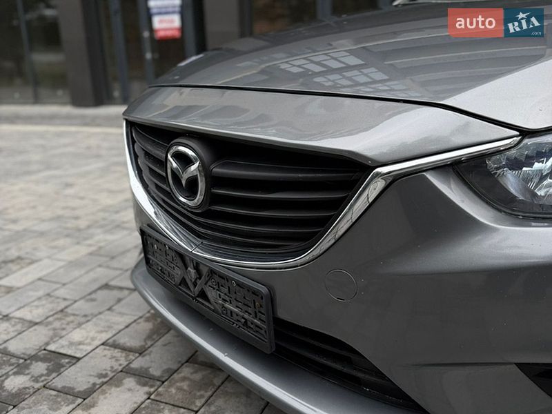 Седан Mazda 6 2013 в Черновцах