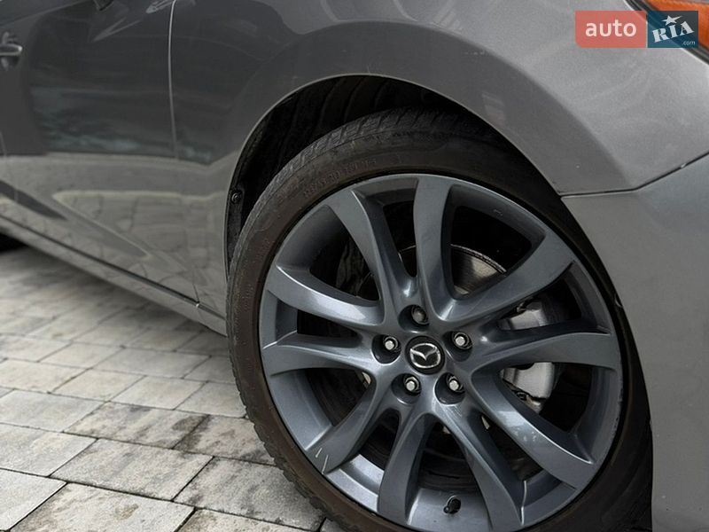 Седан Mazda 6 2013 в Черновцах