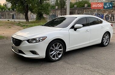 Седан Mazda 6 2014 в Днепре