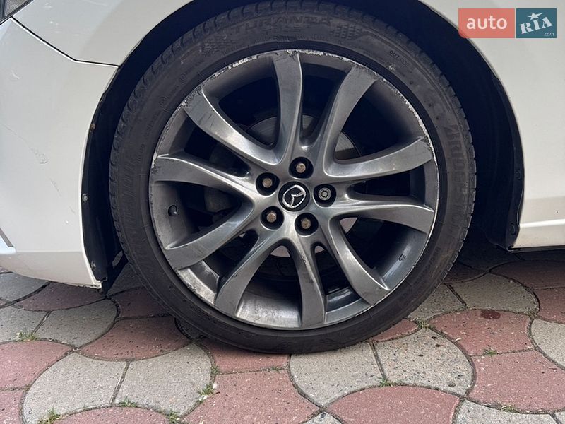 Седан Mazda 6 2015 в Днепре