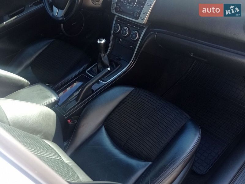Седан Mazda 6 2008 в Днепре