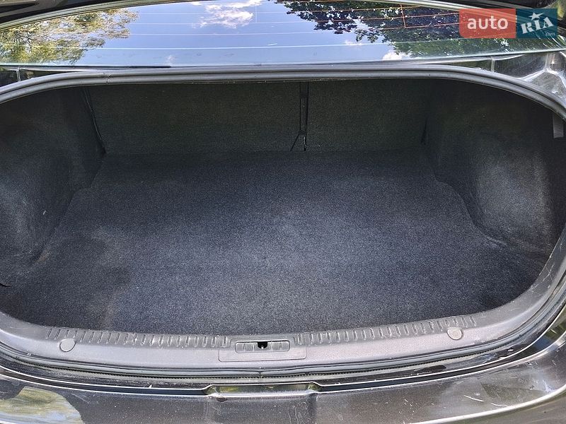 Седан Mazda 6 2008 в Барановке