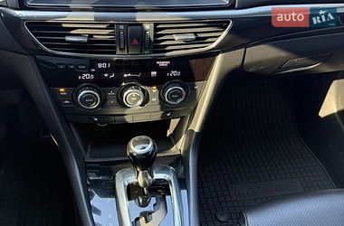 Седан Mazda 6 2013 в Черновцах