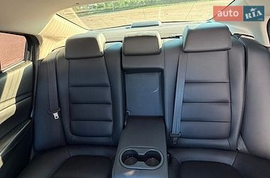 Седан Mazda 6 2013 в Черновцах