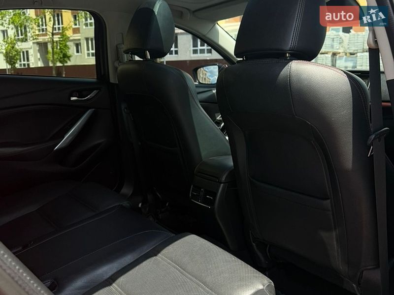 Седан Mazda 6 2013 в Софіївській Борщагівці