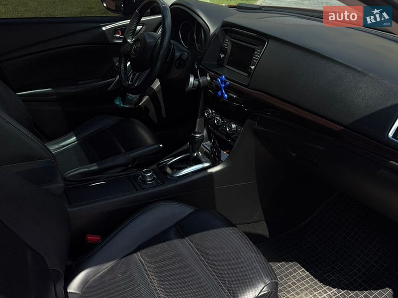 Седан Mazda 6 2013 в Софіївській Борщагівці
