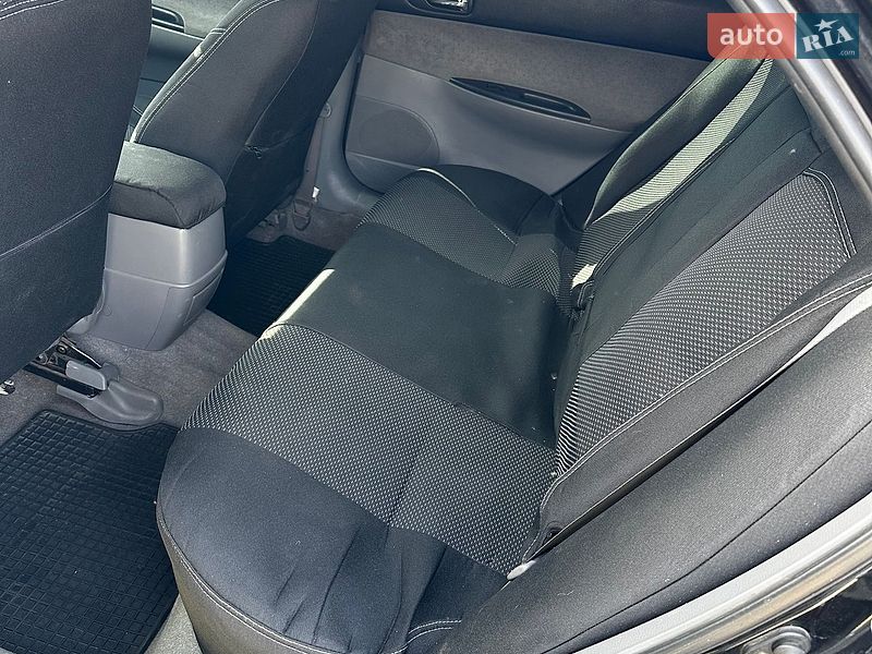 Седан Mazda 6 2003 в Харькове