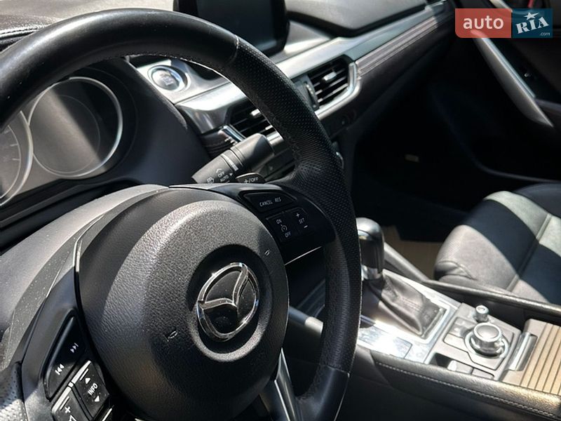 Седан Mazda 6 2015 в Харькове