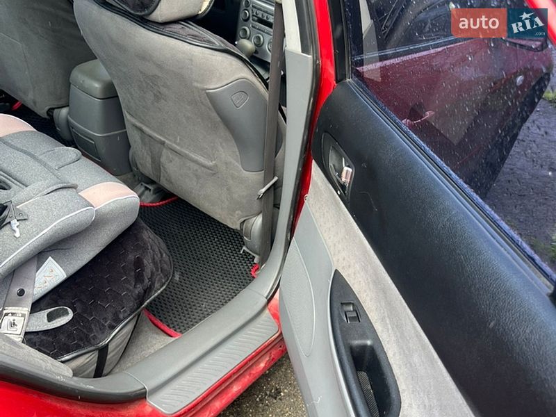 Седан Mazda 6 2004 в Києві