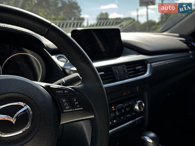 Седан Mazda 6 2016 в Белогородке
