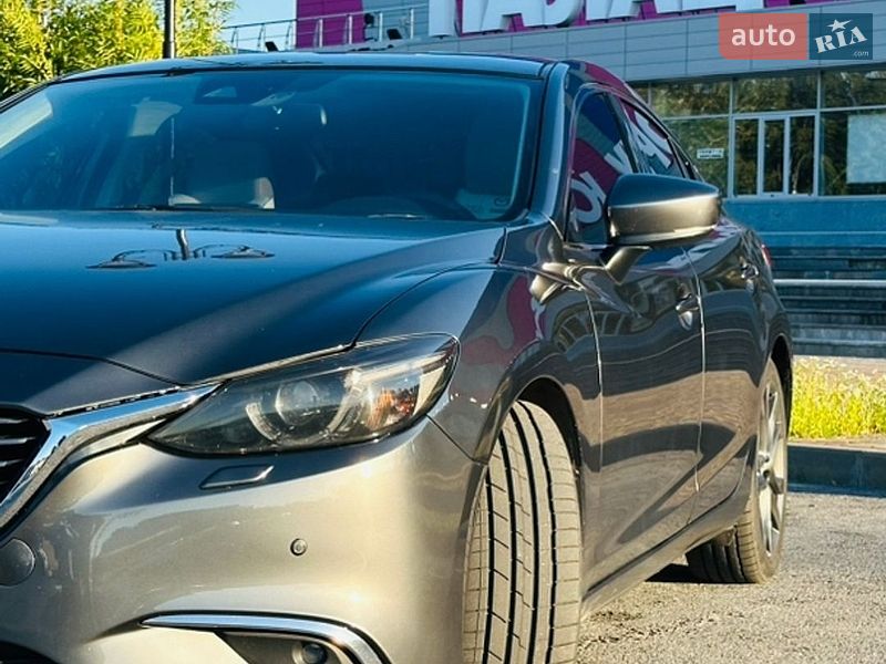 Седан Mazda 6 2016 в Запоріжжі