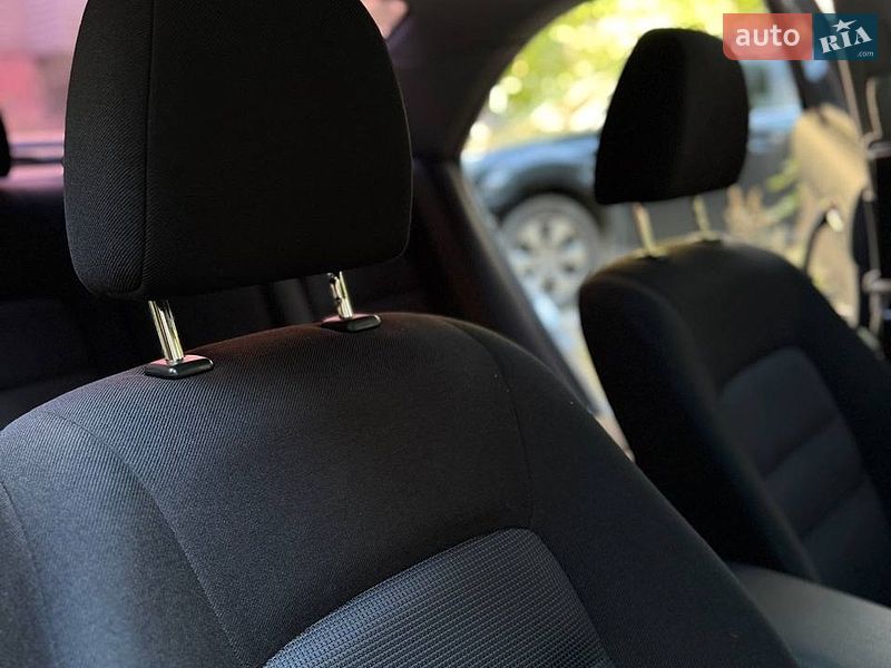 Седан Mazda 6 2007 в Запорожье