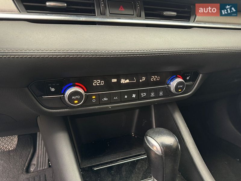Седан Mazda 6 2019 в Львові