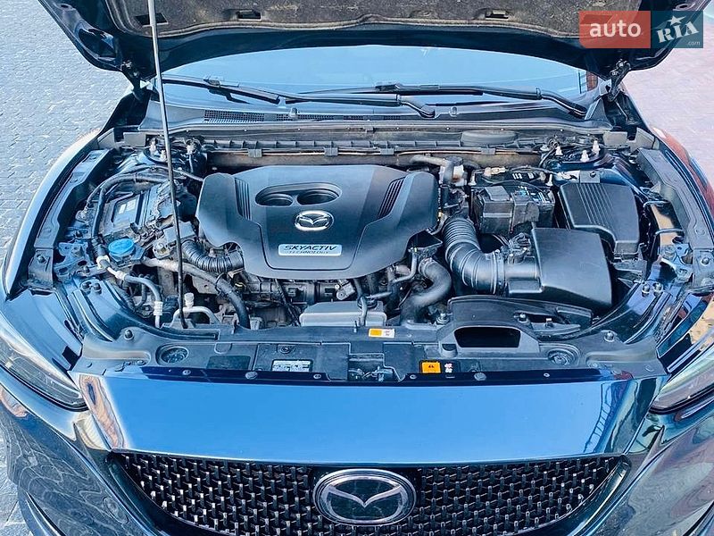 Седан Mazda 6 2018 в Дніпрі