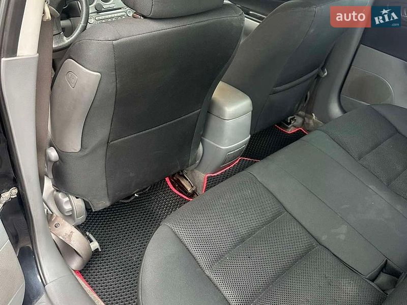 Седан Mazda 6 2003 в Підволочиську