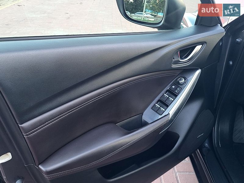 Седан Mazda 6 2015 в Полтаві