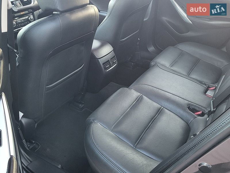 Седан Mazda 6 2015 в Полтаві