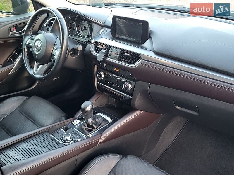 Седан Mazda 6 2015 в Полтаві