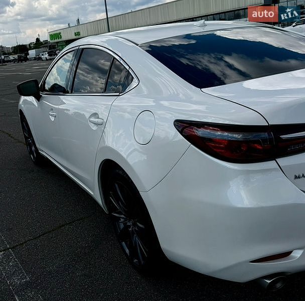 Седан Mazda 6 2020 в Святопетровское