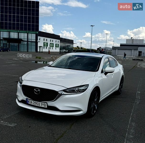Седан Mazda 6 2020 в Святопетровское