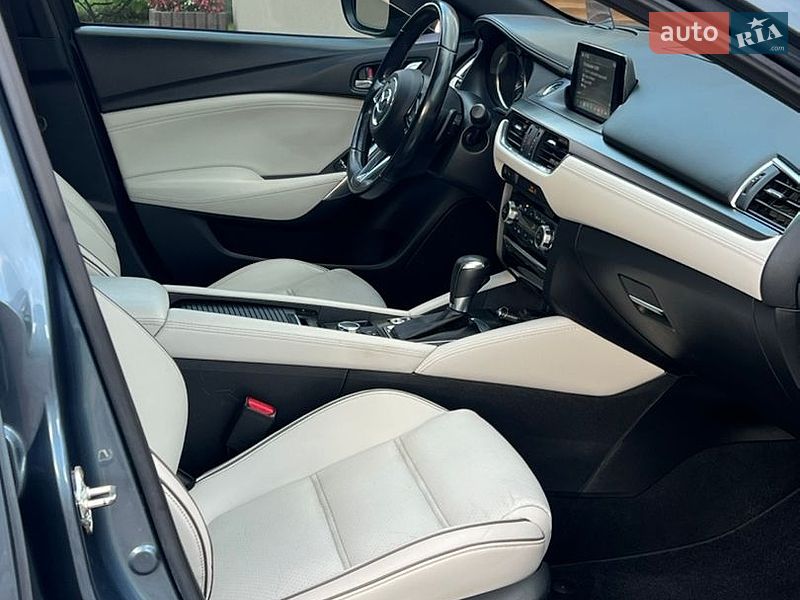 Седан Mazda 6 2017 в Косові
