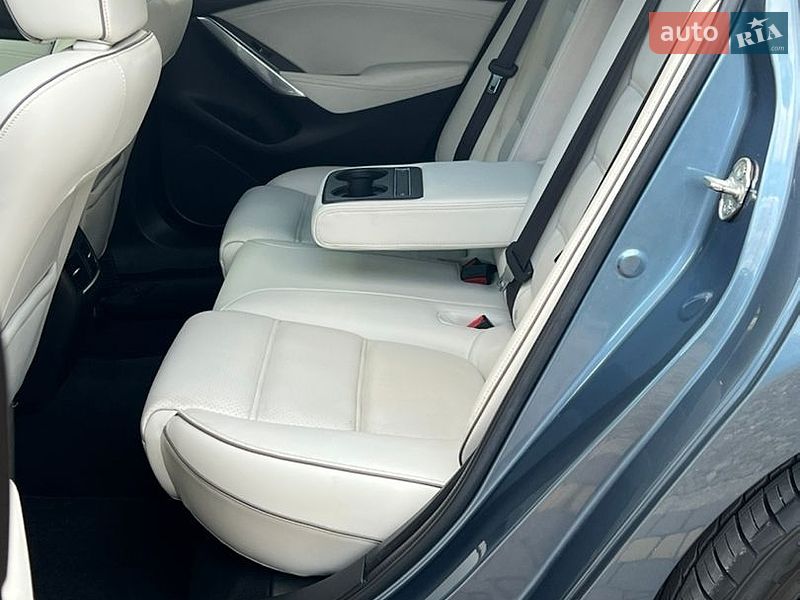 Седан Mazda 6 2017 в Косові