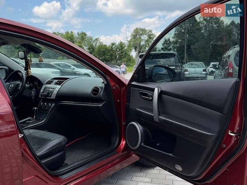 Седан Mazda 6 2008 в Черновцах