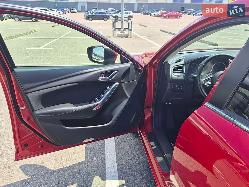 Седан Mazda 6 2017 в Киеве