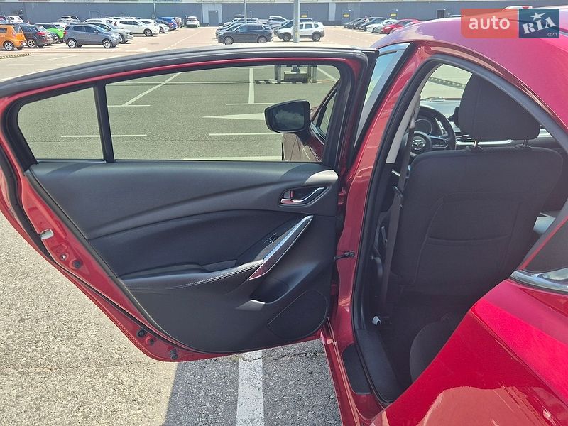 Седан Mazda 6 2017 в Киеве