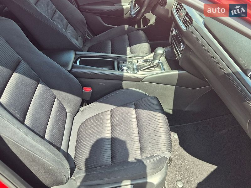 Седан Mazda 6 2017 в Киеве