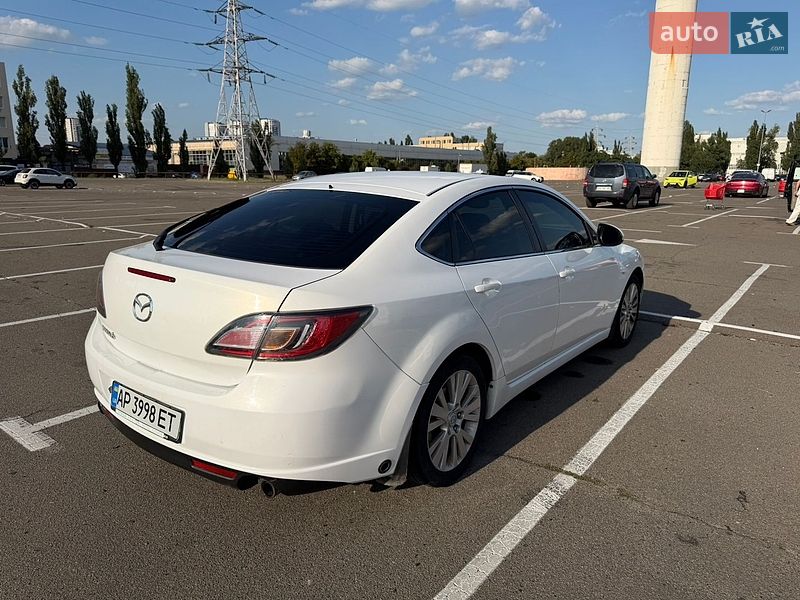 Лифтбек Mazda 6 2009 в Киеве