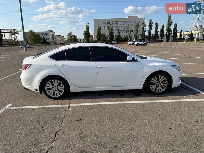 Лифтбек Mazda 6 2009 в Киеве