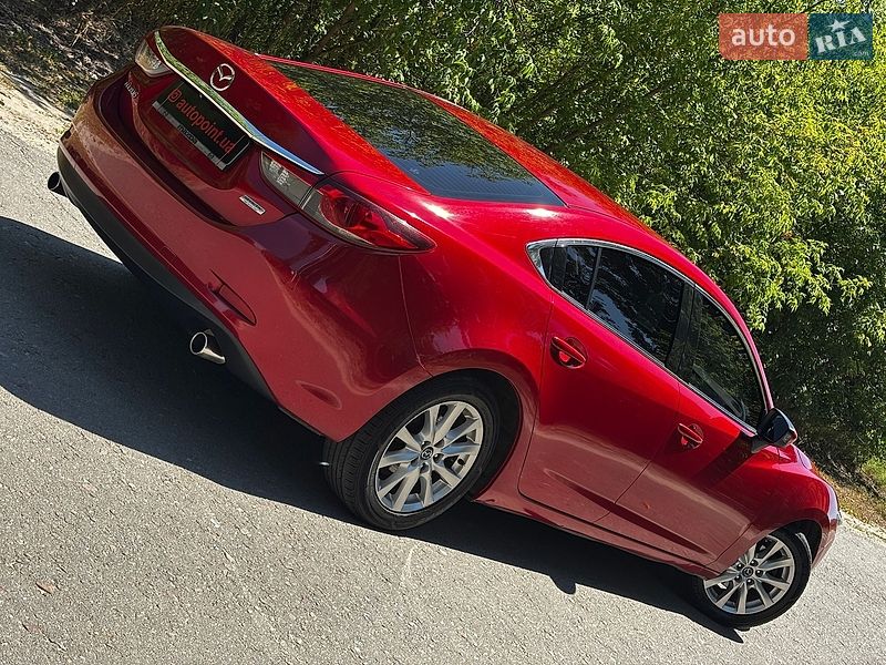 Седан Mazda 6 2014 в Белогородке